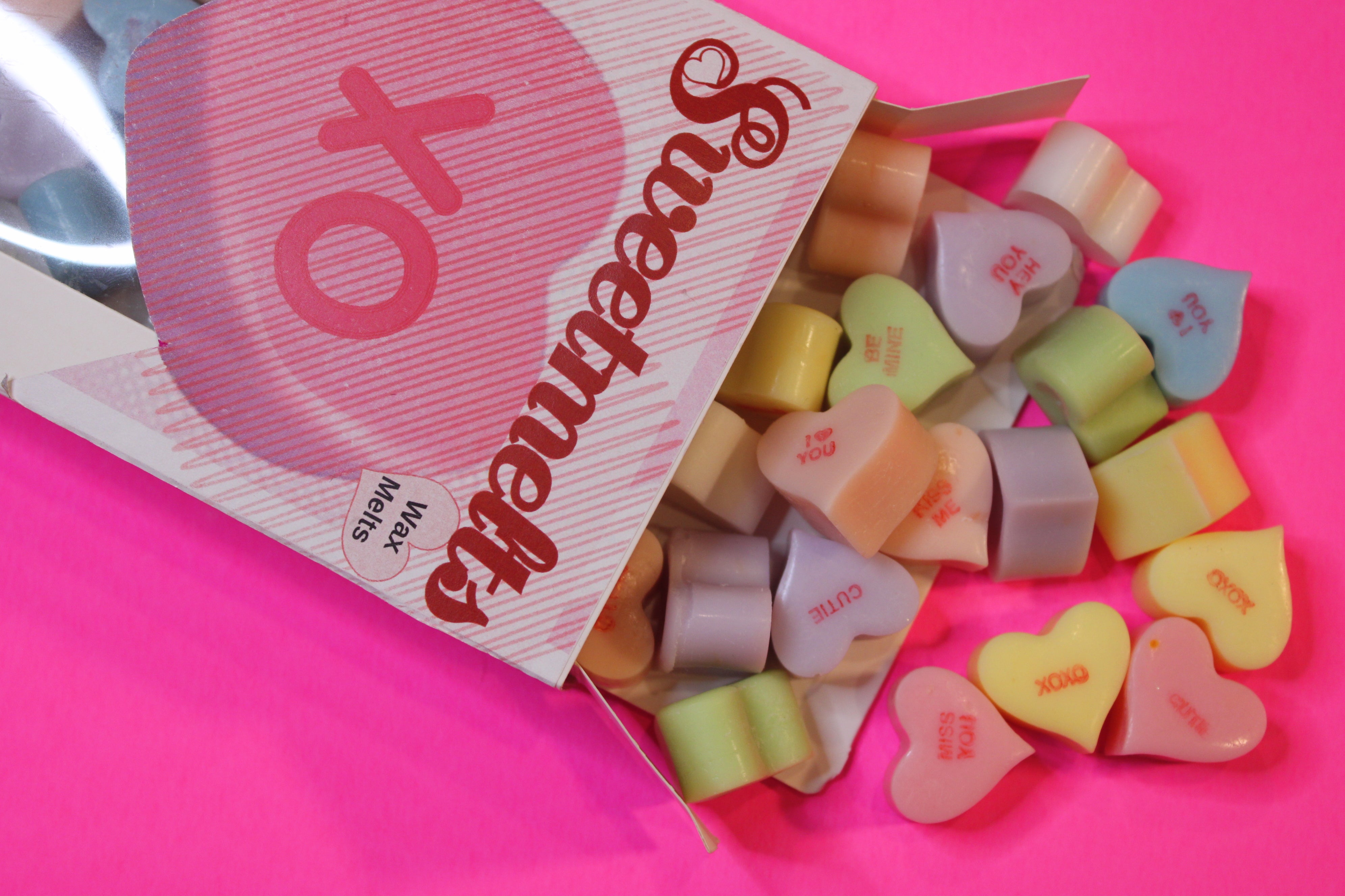 Conversation Hearts Wax Melts – Sweet Themes Candle Co.
